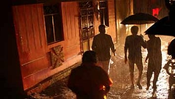 ""ஒரு டீ குடிக்கணும் பவா!''