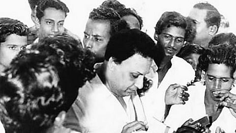 உண்டு பசியாற, கண்டு பசியாறியவர்!