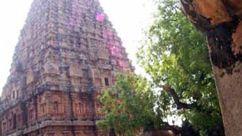 தஞ்சை பெரியகோவில் நந்தி சோழர்கள் அமைத்தது அல்ல!