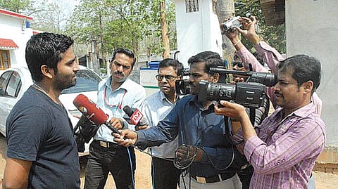 கடத்தலும் கானகமும்