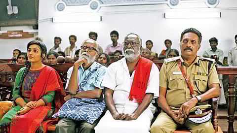 நானும் ஒரு துளியாக...