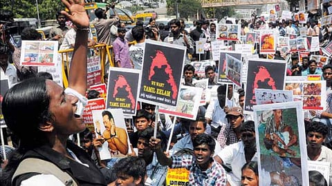 இது ஓர் அதிசயமான போராட்டம்