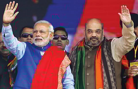 இணைந்த கைகள்!