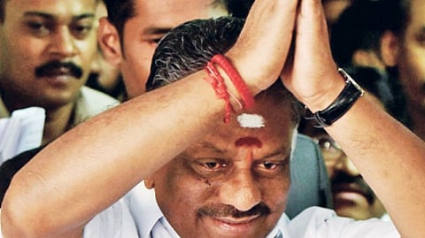 அதிமுக எடப்பாடி கை ஓங்குகிறதா?