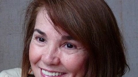 நிலவு தேயாத தேசம் – 19