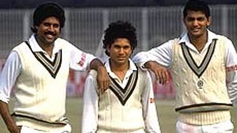 மூன்றாவது பந்தில் பவுண்டரி- முதல் ரஞ்சி சதம்!