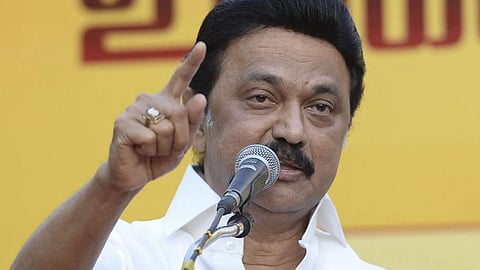 500 சந்தேகங்கள்... 1000 மர்மங்கள்... 2000 பிழைகள்!