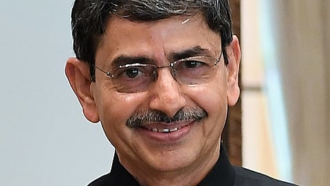 3 பல்கலை. துணைவேந்தர் தேர்வுக்குழு- கலைத்தார் ஆளுநர்!