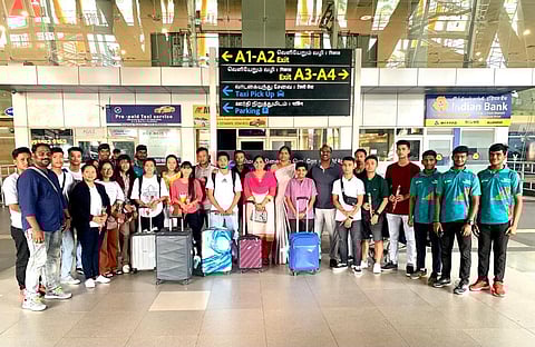 சென்னை விமான நிலையத்தில் மணிப்பூர் விளையாட்டு வீரர்கள்