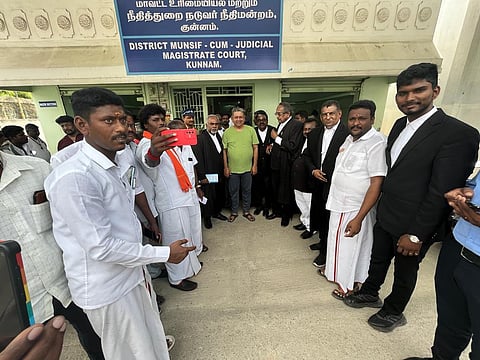 குன்னம் நீதிமன்றத்தில் பத்ரி சேஷாத்ரி