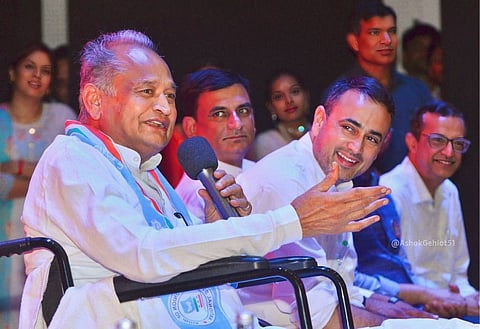 அசோக் கெலாட்