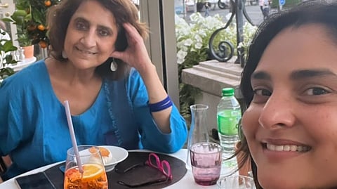 பத்திரிகையாளர் சித்ரா சுப்ரமணியன் - திவ்யா ஸ்பந்தனா