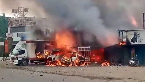 அத்திப்பள்ளி பட்டாசுக் கடை தீவிபத்து