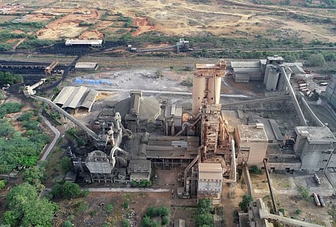 'அரியலூர் சிமெண்ட் ஆலை விரிவாக்கம்: உரிய இழப்பீடு தராமல் கருத்து கேட்பதா?’