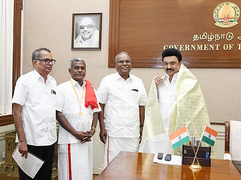 முதலமைச்சர் ஸ்டாலினுடன் மார்க்சிஸ்ட் கட்சி நிர்வாகிகள் கே.பாலகிருஷ்ணன், பெ.சண்முகம், கனகராஜ் சந்திப்பு