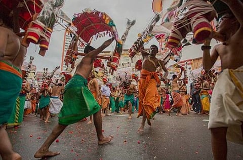 முருகனின் அறுபடை வீடுகளில் களைகட்டிய தைப்பூசம்!