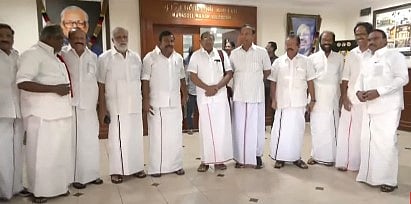 தி.மு.க. - சி.பி.ஐ தொகுதி பேச்சுவார்த்தை குழு