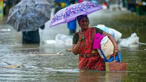 காற்றழுத்த தாழ்வு மண்டலம் எங்கே உள்ளது? – இந்திய வானிலை ஆய்வு மையம்!