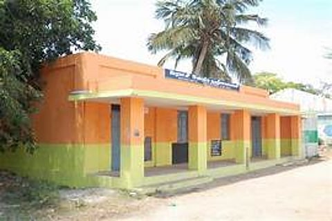 அரசுப் பள்ளிகளில் 30,000 தூய்மைப் பணியாளர்களுக்கு 1 வருசமா சம்பளம் தரல!