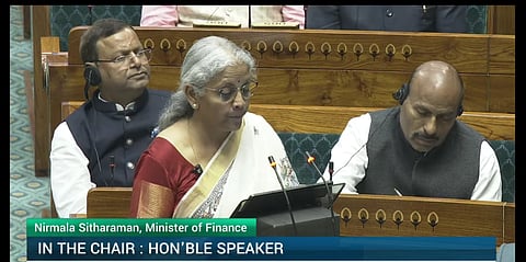 பட்ஜெட்: ரூ.12 இலட்சம்வரை வருமான வரிச் சலுகை!