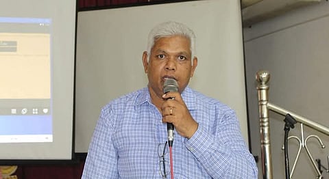 பாரதி இராஜநாயகம், இலங்கை பத்திரிகையாளர்