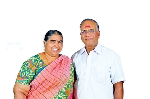 சக்தி மசாலா நிறுவனர் துரைசாமி, மனைவி சாந்தி துரைசாமி