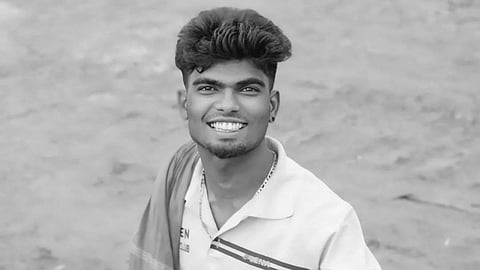 ஜல்லிக்கட்டில் மாடு முட்டியதில் இளைஞர் பலி!