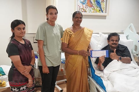 ஷிகான் ஹுசைனிக்கு தமிழக அரசு ரூ.5 லட்சம் நிதி உதவி