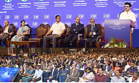 முதலீடு செய்யவேண்டிய துறைகள் - தொழில் துறையினருக்கு முதல்வர் அழைப்பு!