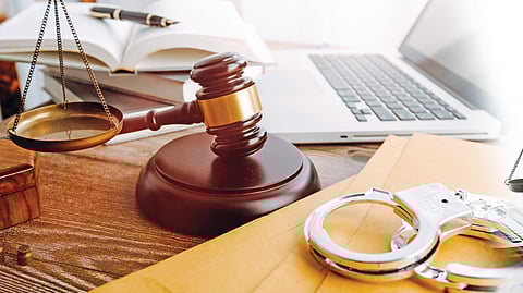 சட்டம் என்ன சொல்லுது?