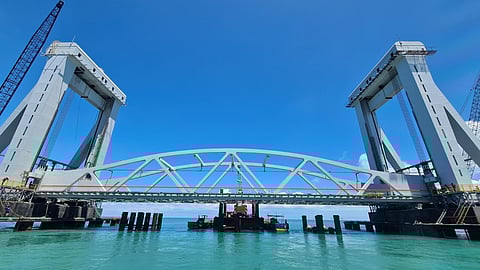 பாம்பம் பாலம் பழுது