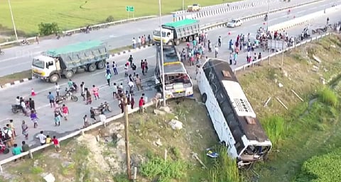 கடலூர் அருகே பேருந்துகள் மோதி விபத்து