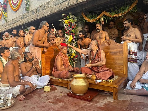 காஞ்சி சங்கர மடத்தின் 71ஆவது மடாதிபதியாக கணேச சர்மா பொறுப்பேற்பு!