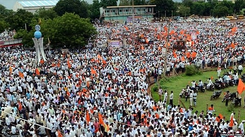 லிங்காயத்து அமைப்புகள் நடத்திய பேரணி