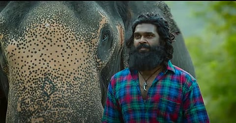 படை தலைவன் சண்முக பாண்டியன்