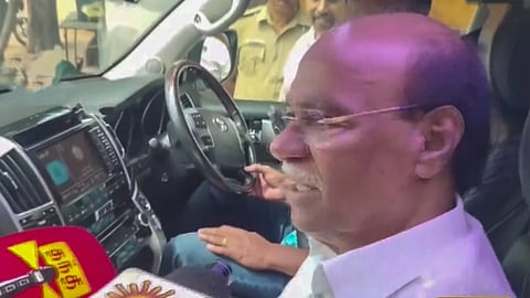 அன்புமணி பார்த்தார்... அப்புறமா சொல்றேன் - இராமதாஸ்