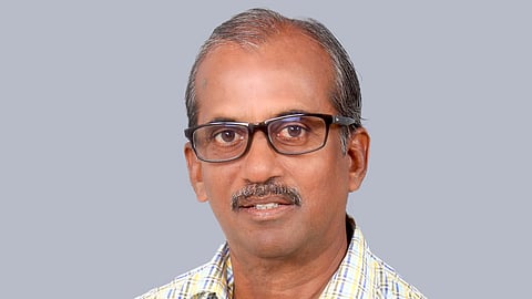 முனைவர் வெ.வேதாசலம்