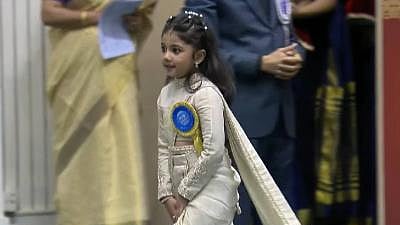 தேசிய விருது வென்ற சிறுமி த்ரிஷா தோசர்