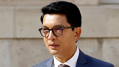 அதிபர் ஆண்ட்ரூ ரஜோலினா