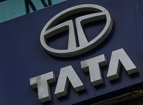 டாட்டா டிரஸ்ட்டில் டுவிஸ்ட்டு மேல் டுவிஸ்ட்டுகள்-இன்றுவரை நடப்பதென்ன?