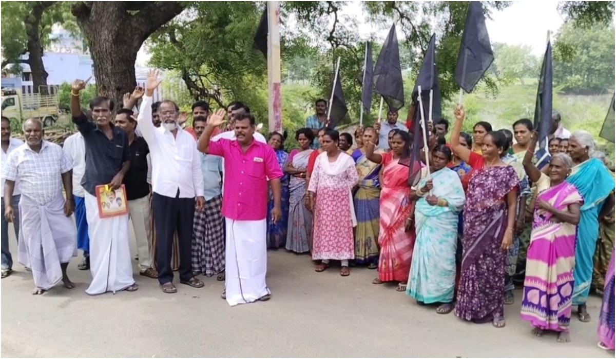 எஸ்.ஐ.ஆருக்கு ராமுத்தேவன்பட்டி கிராம மக்கள் போராட்டம்