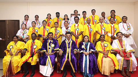 ஜெ. பல்கலைக்கு பாகுபாடும் காட்டல... ஓப்பனாக பேசிய முதல்வர் ஸ்டாலின்!