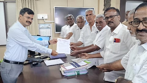 ஆவினில் ஒரு கோடி லிட்டர் பால்!