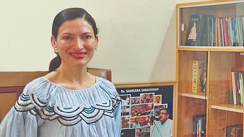 ஒரு பிரெஞ்சு மொழிபெயர்ப்பாளரின் தமிழ்ப்பற்று | லெடீசியா லெபானெஸ் பேட்டி