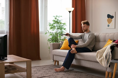 யோவ்.. நீ இன்னும் உயிரோடவா இருக்கே?.... சீனாவைக் கலக்கும் அதிரடி செயலி!