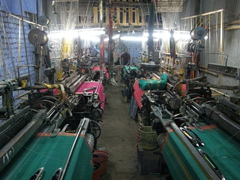 மின் கட்டண உயர்வால் 2 லட்சம்
விசைத்தறிகள் மூடல்!