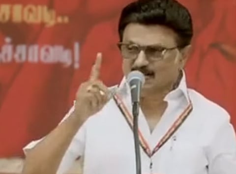 மோடியா லேடியா எனக் கேட்ட ஜெயலலிதா மீது பிரதமர் திடீர்ப்பாசம்- ஸ்டாலின் கிண்டல்