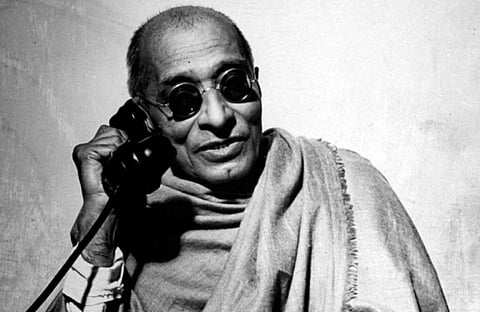 தானா சேர்ந்த கூட்டம்! - 1952