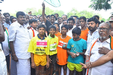 உயர்கல்வி அமைச்சர் விஸ்வநாதன்