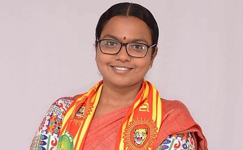 சீமான் தம்பிகள் கொஞ்சம் சூதானமா எழுதுங்கப்பு... நிர்வாகி கண்டிப்பு!